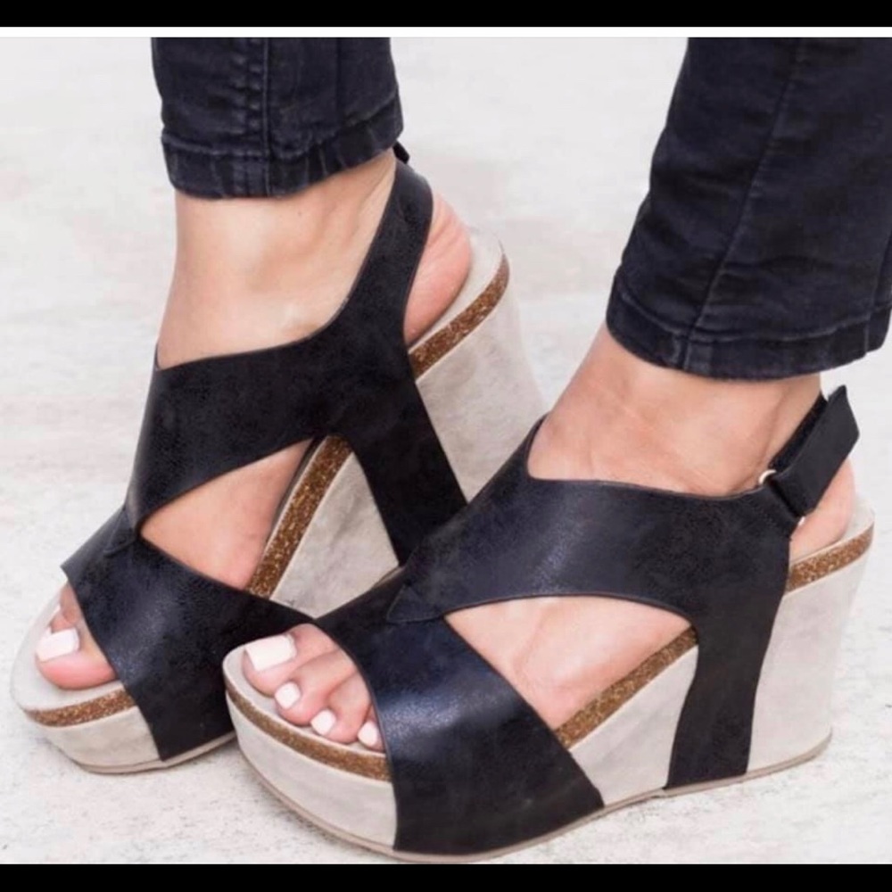 Black Wedges